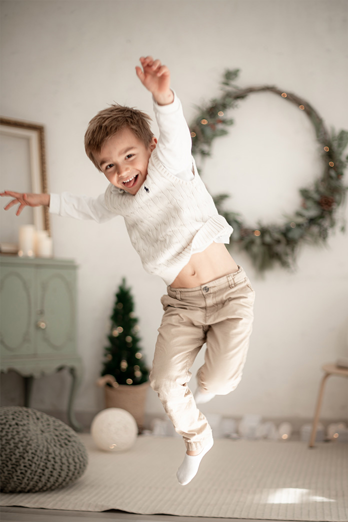 fotografía niño saltano